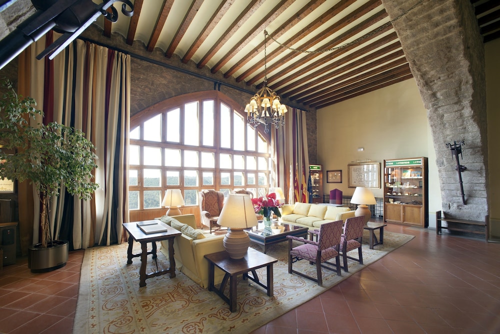 Parador De Cardona 14/32