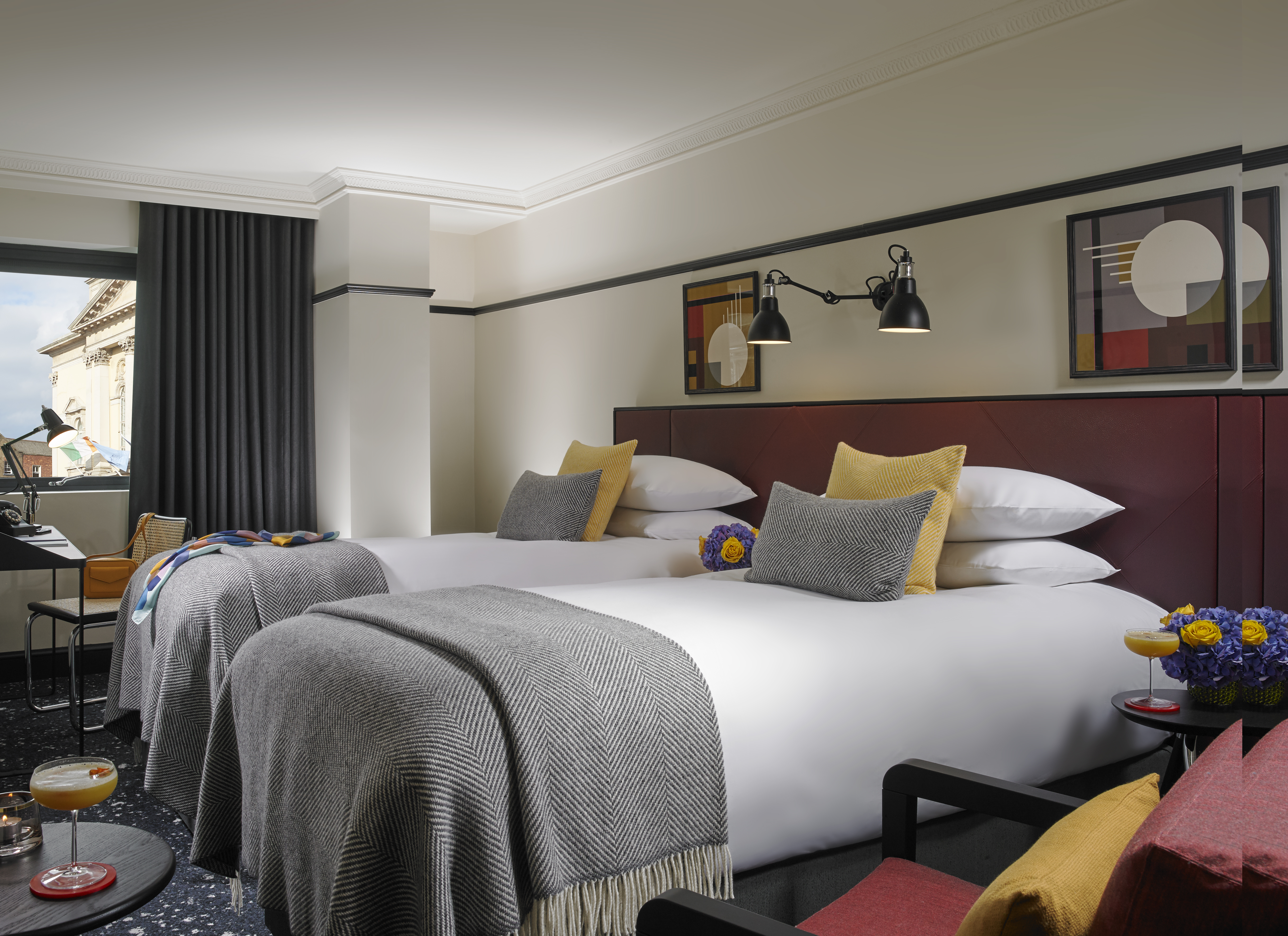 Comfy, Twin Beds
