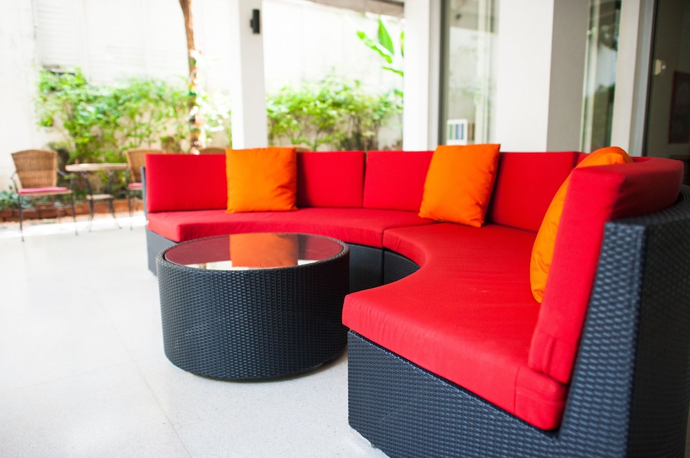 BAAN SILOM SOI 3 31/51
