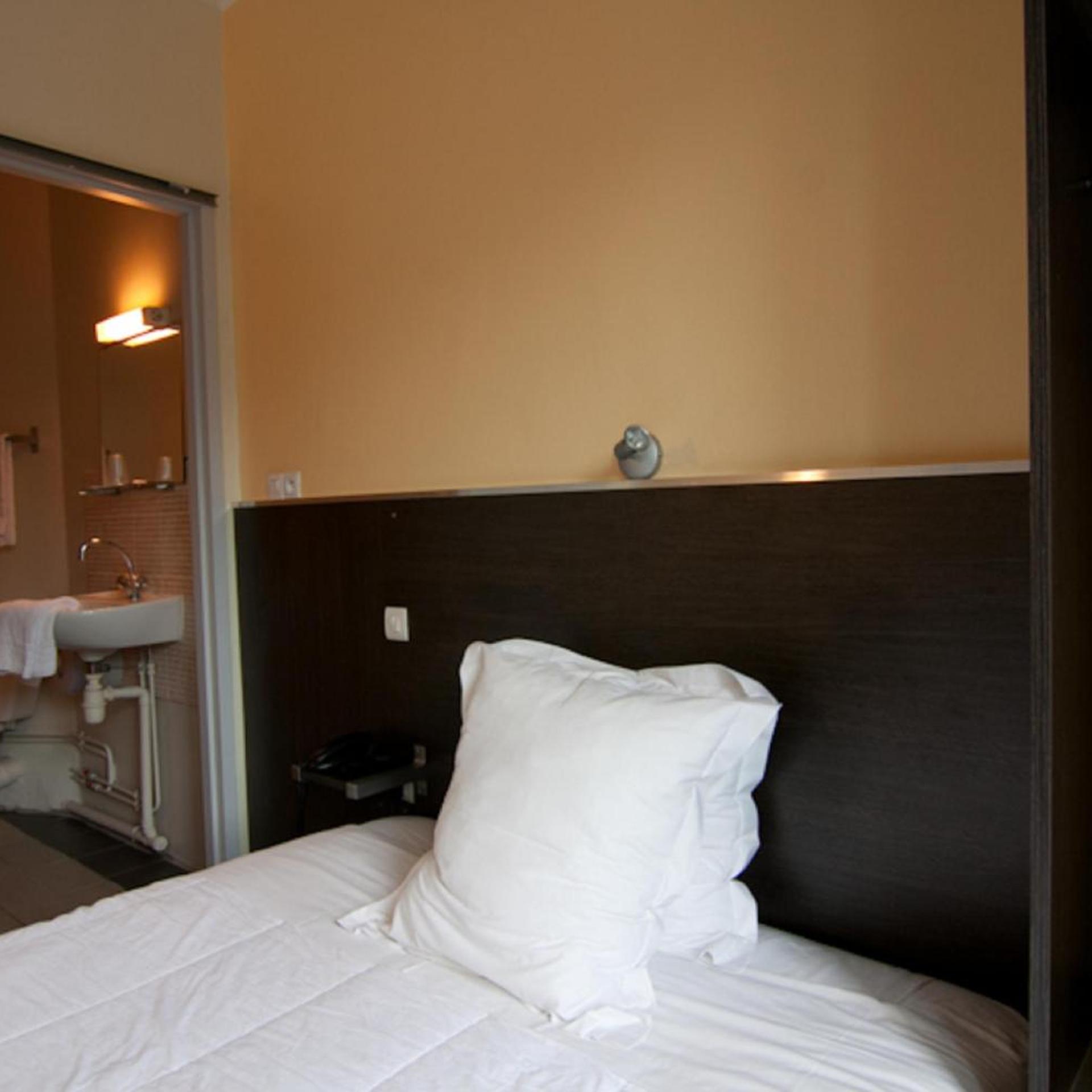 Hotel De Londres 24/29