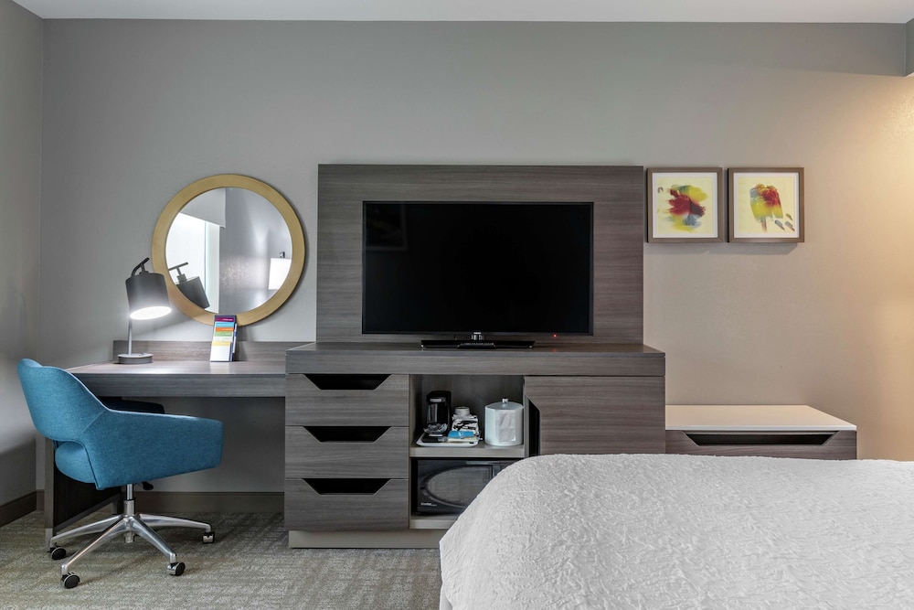 Hampton Inn Camden Sc 51/53
