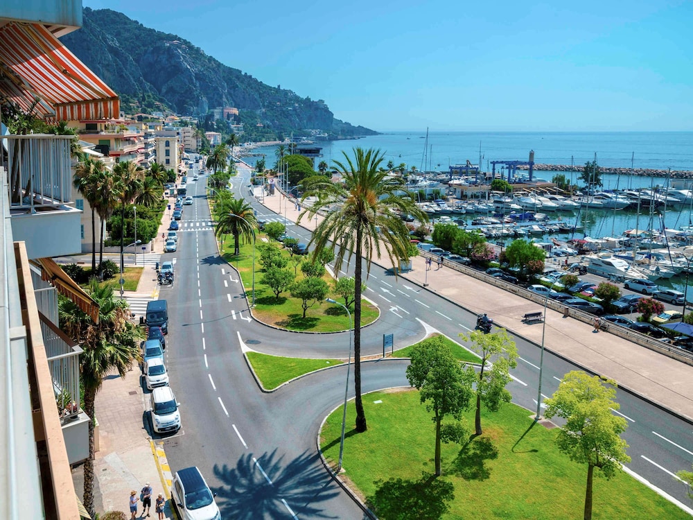 Ibis Budget Menton 12/66