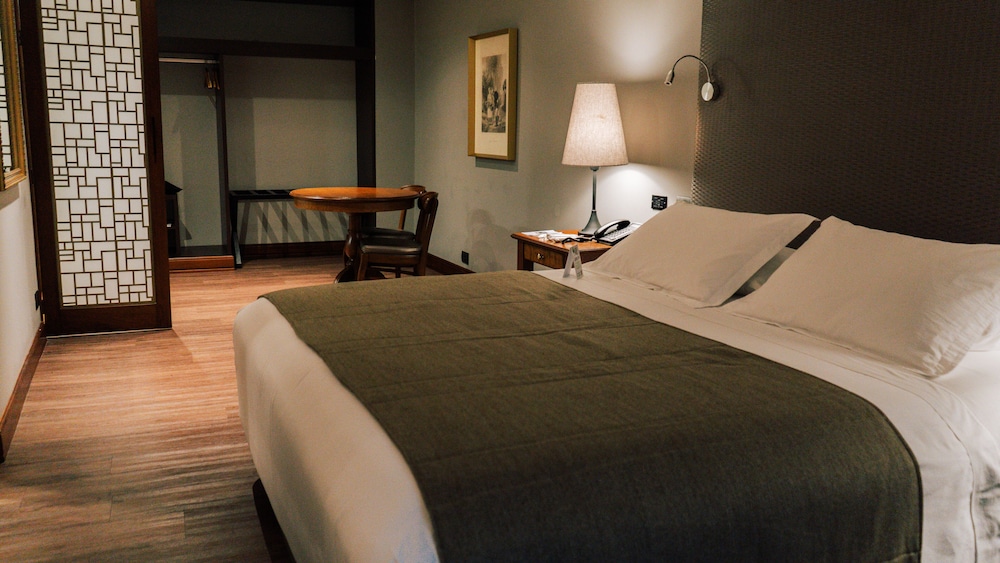 Hotel Park 10 39/88