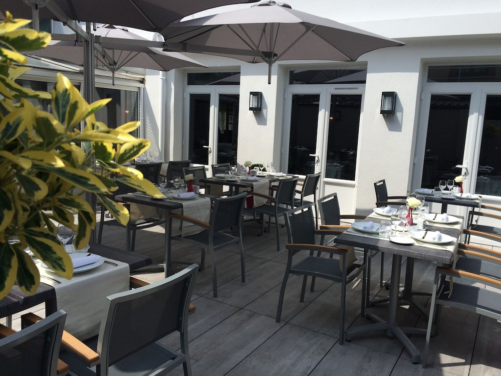 Logis Hotel La Bonne Auberge 24/39