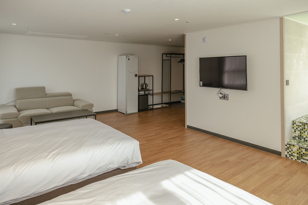 LeMain Hotel Seogwipo 9/39
