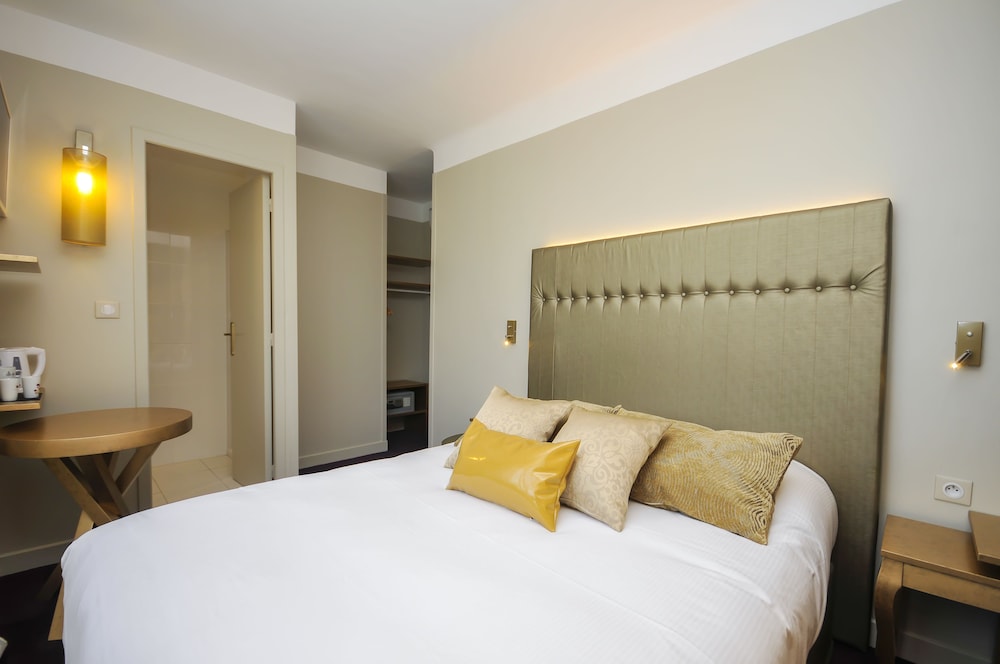 STANDARD, DOUBLE BED