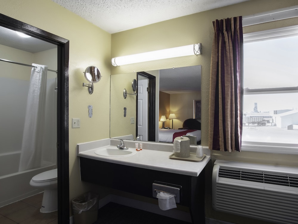Nendels Inn and Suites Dodge City Airport 35/35