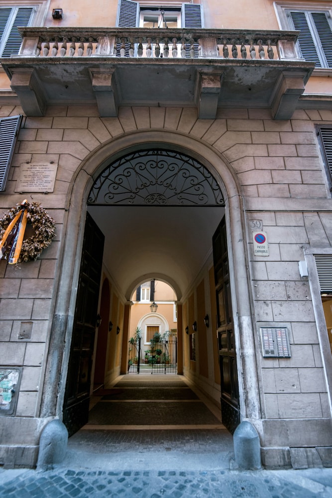 Assunta Domus 2/64