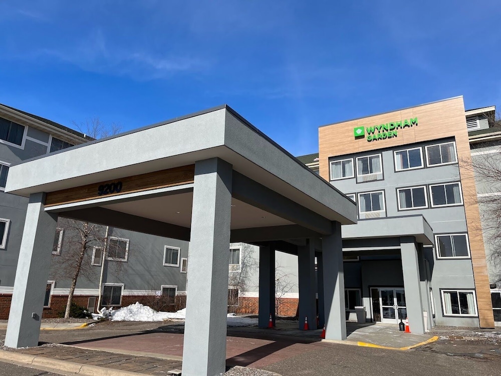Wyndham Garden Otsego-Minneapolis 3/57