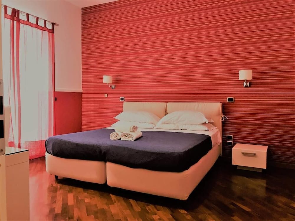 Napoliday Bed & Breakfast Residence 24/66