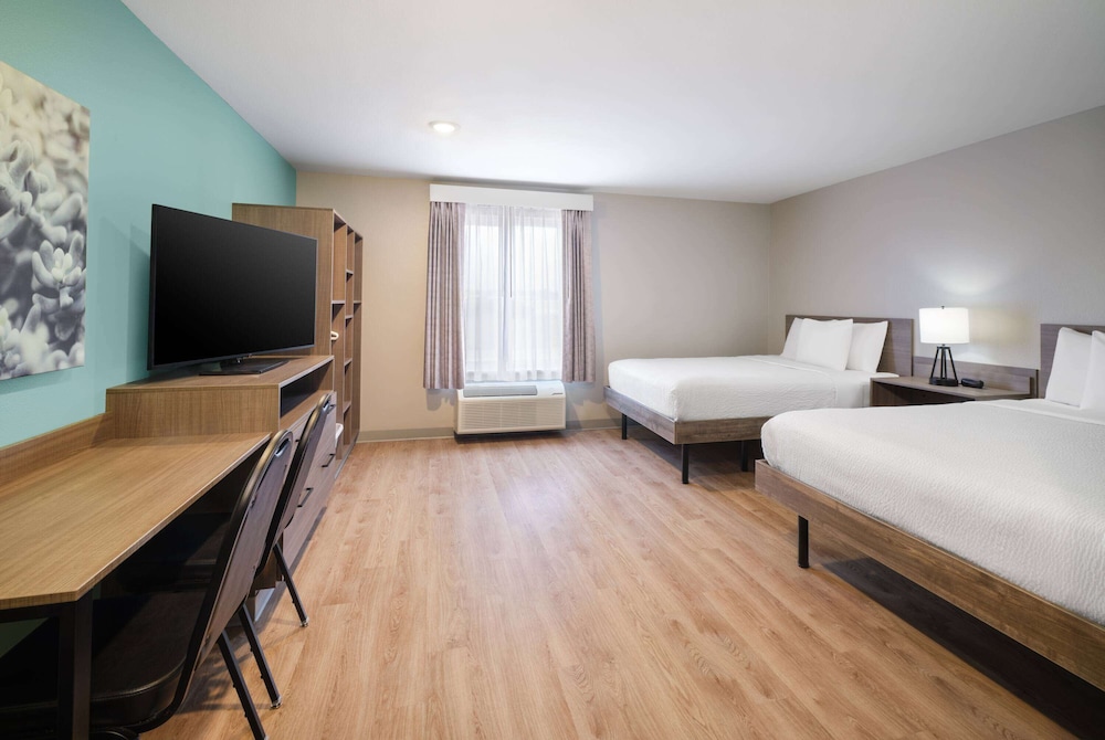 ECHO Suites Extended Stay by Wyndham Richmond West 28/49