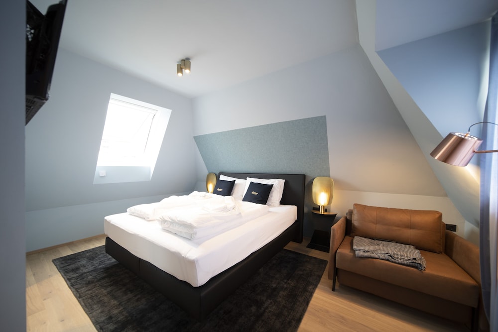 Gold, Apartment, Double Bed