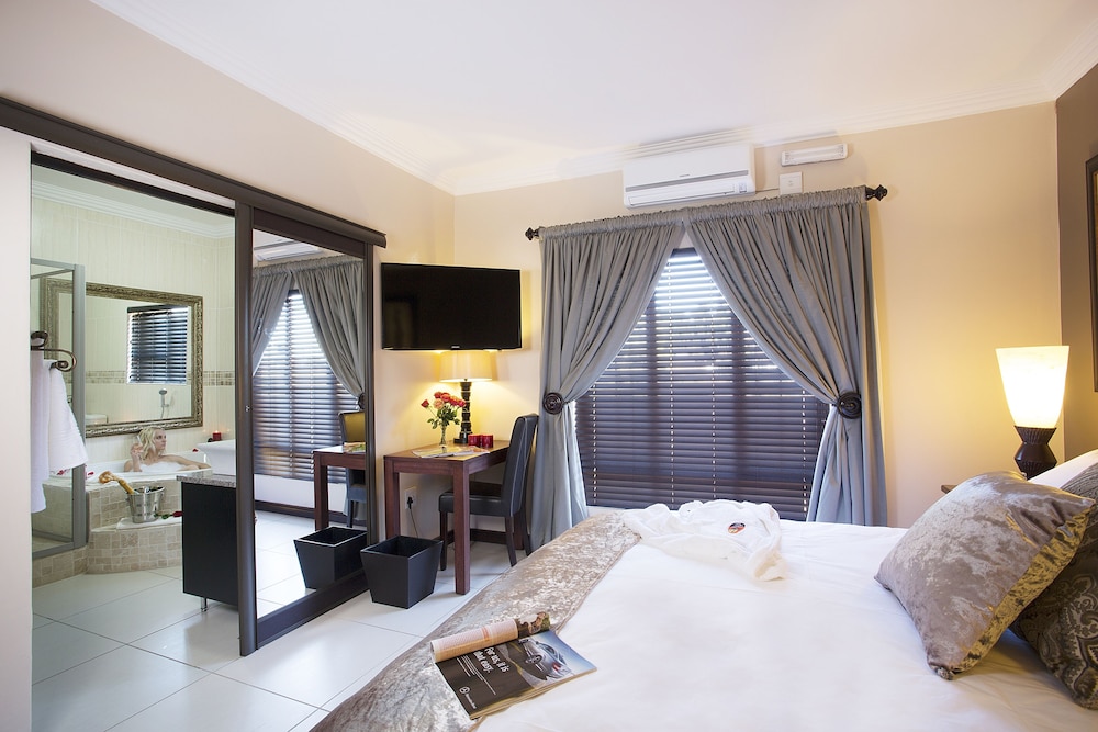 Eco Park Lodge 15/45