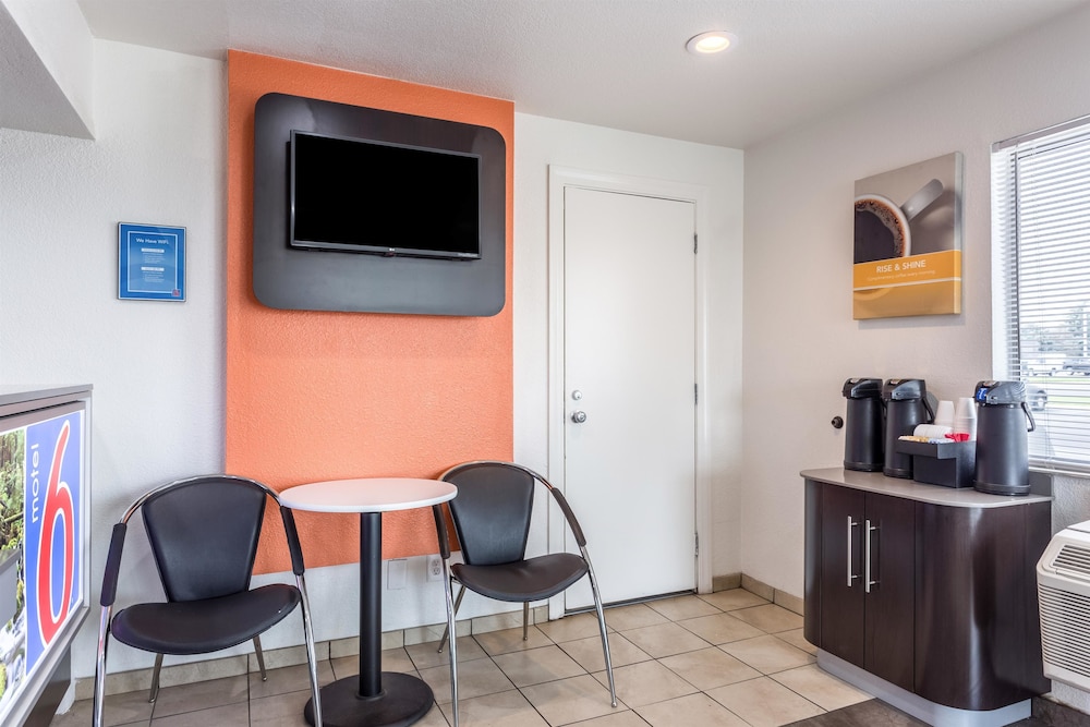 Motel6 Twin Falls, ID 35/43