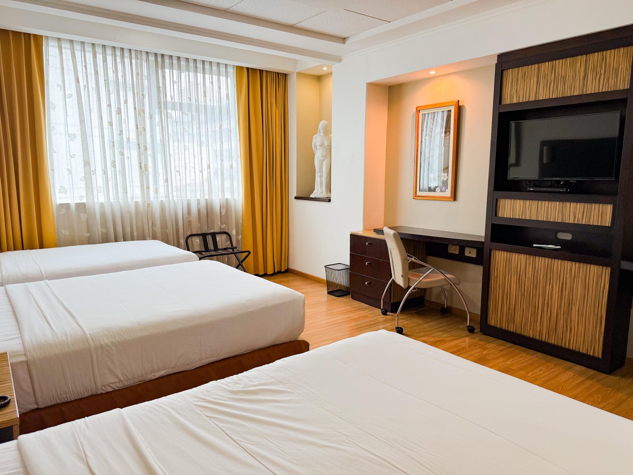 Superior, Triple, Hotel GH Galeria 4/4