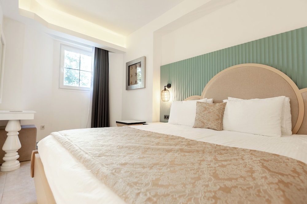 Kalkan Suites 10/50