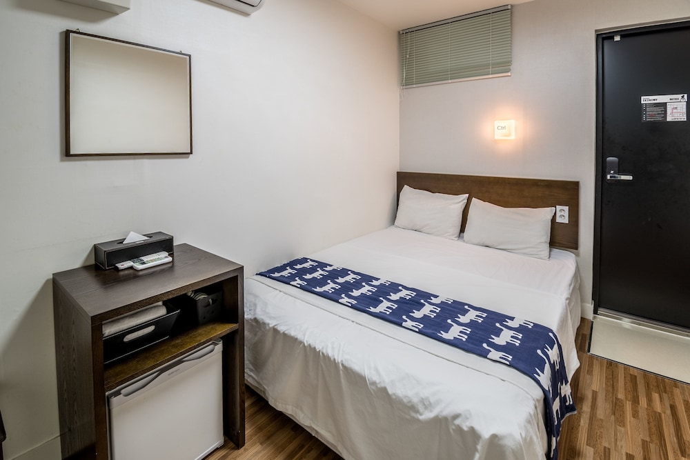 EKONOMY HOTEL HAEUNDAE 27/66