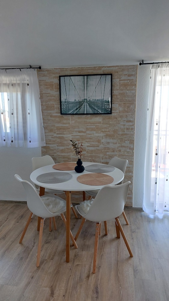 Apartments Matosevic 32/50