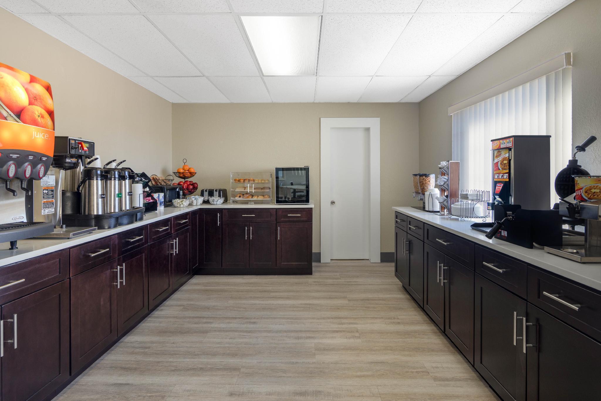 Microtel Inn & Suites by Wyndham Florence 7/31