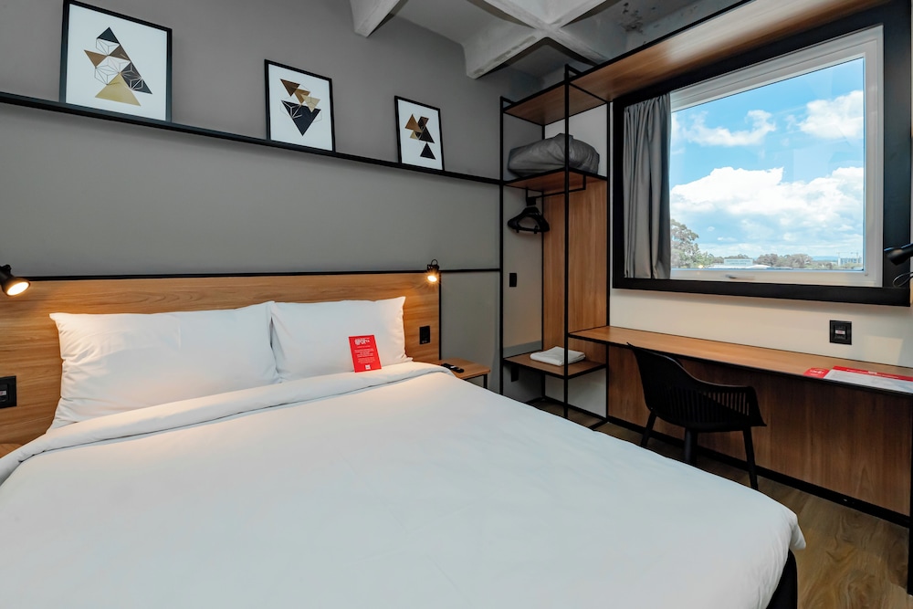 Ibis Pelotas 32/77