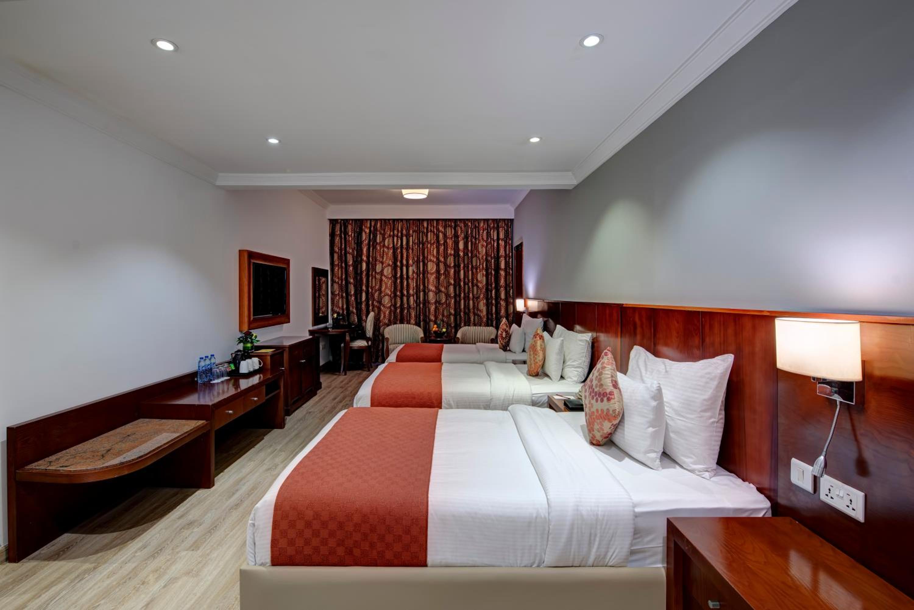 Deluxe Triple Room