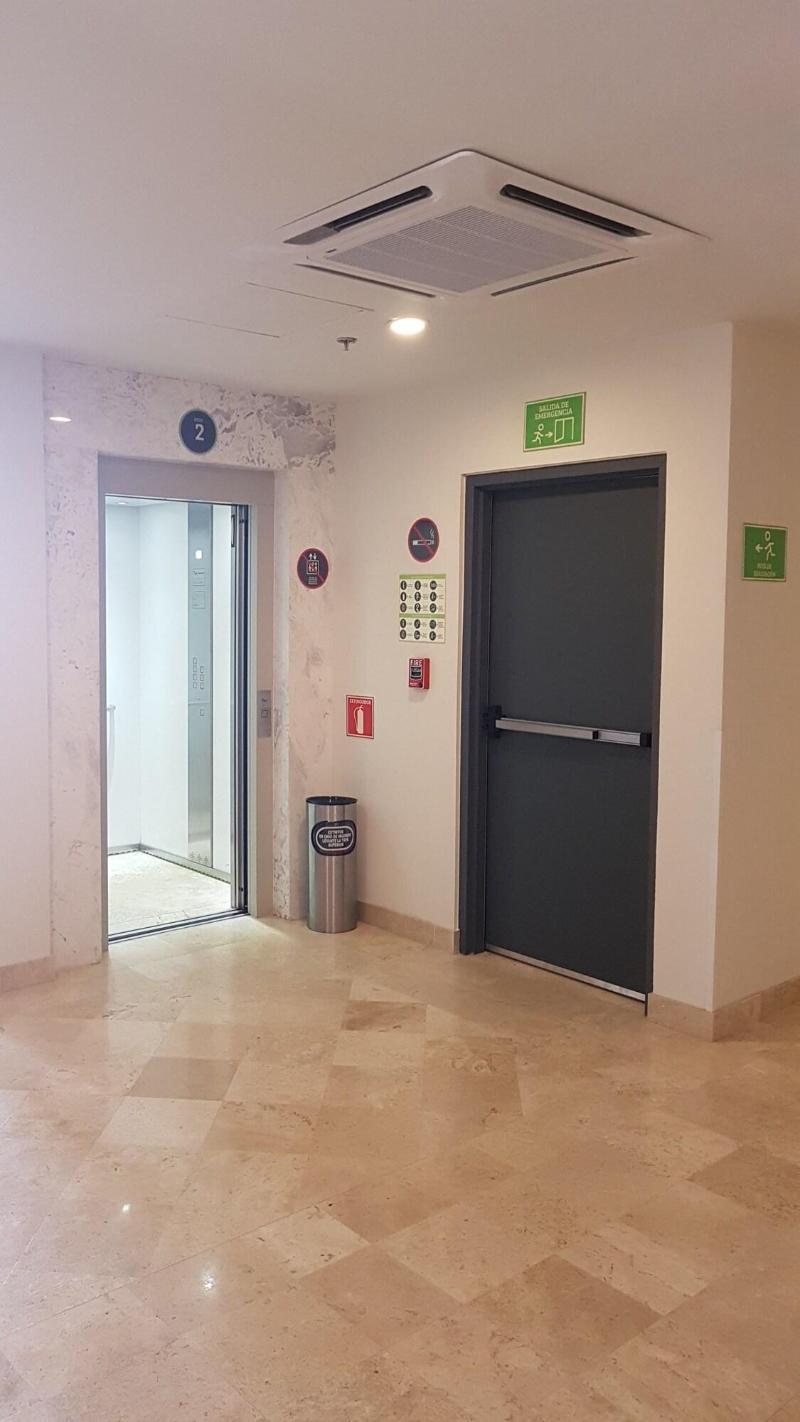 Sr Hotel 11/41