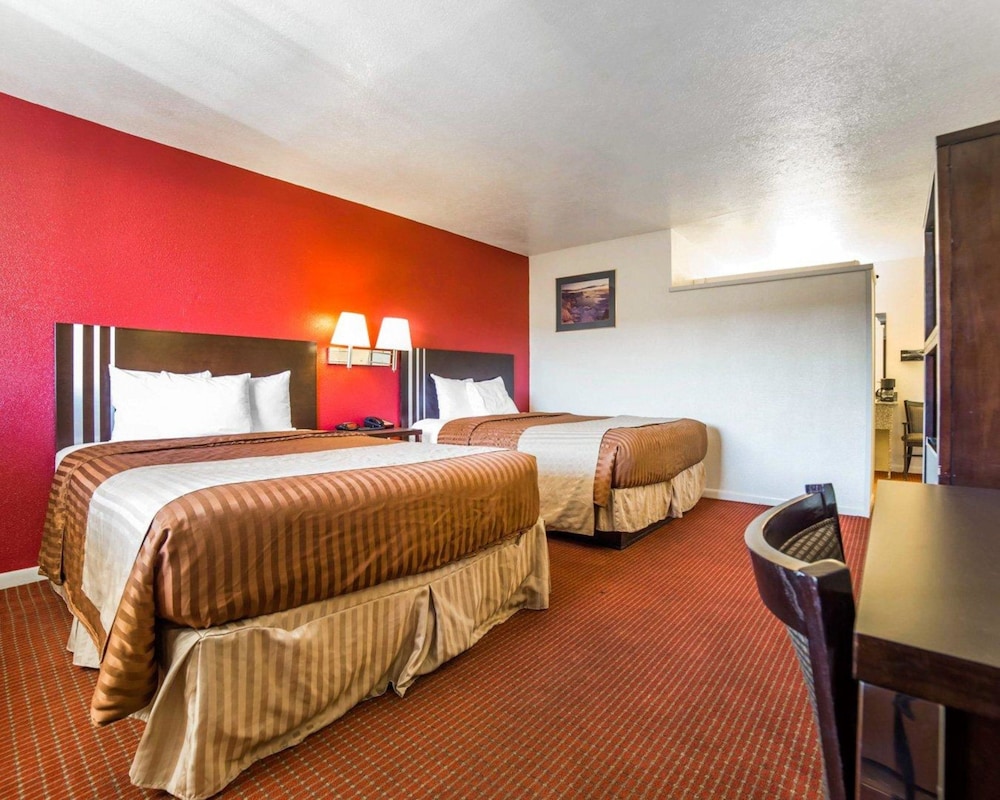 Rodeway Inn At Lake Powell 28/42
