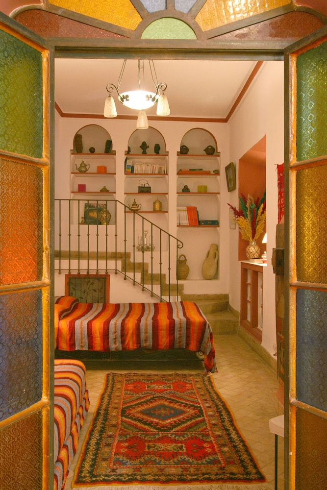 Riad Karmela 32/50
