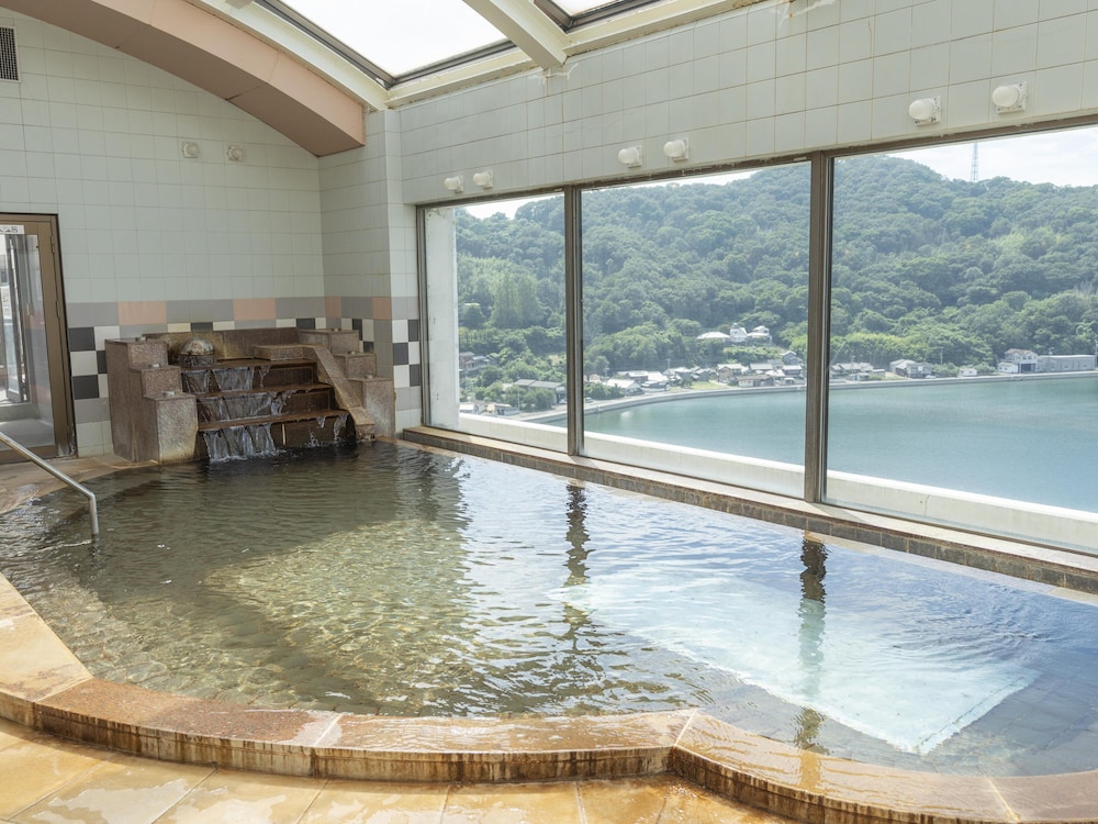 BAY RESORT HOTEL SHODOSHIMA 37/68