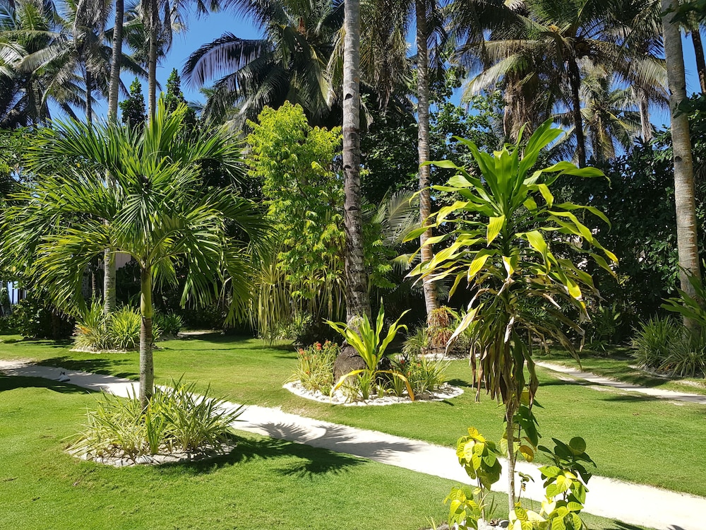 Ocean 101 Beach Resort 39/50
