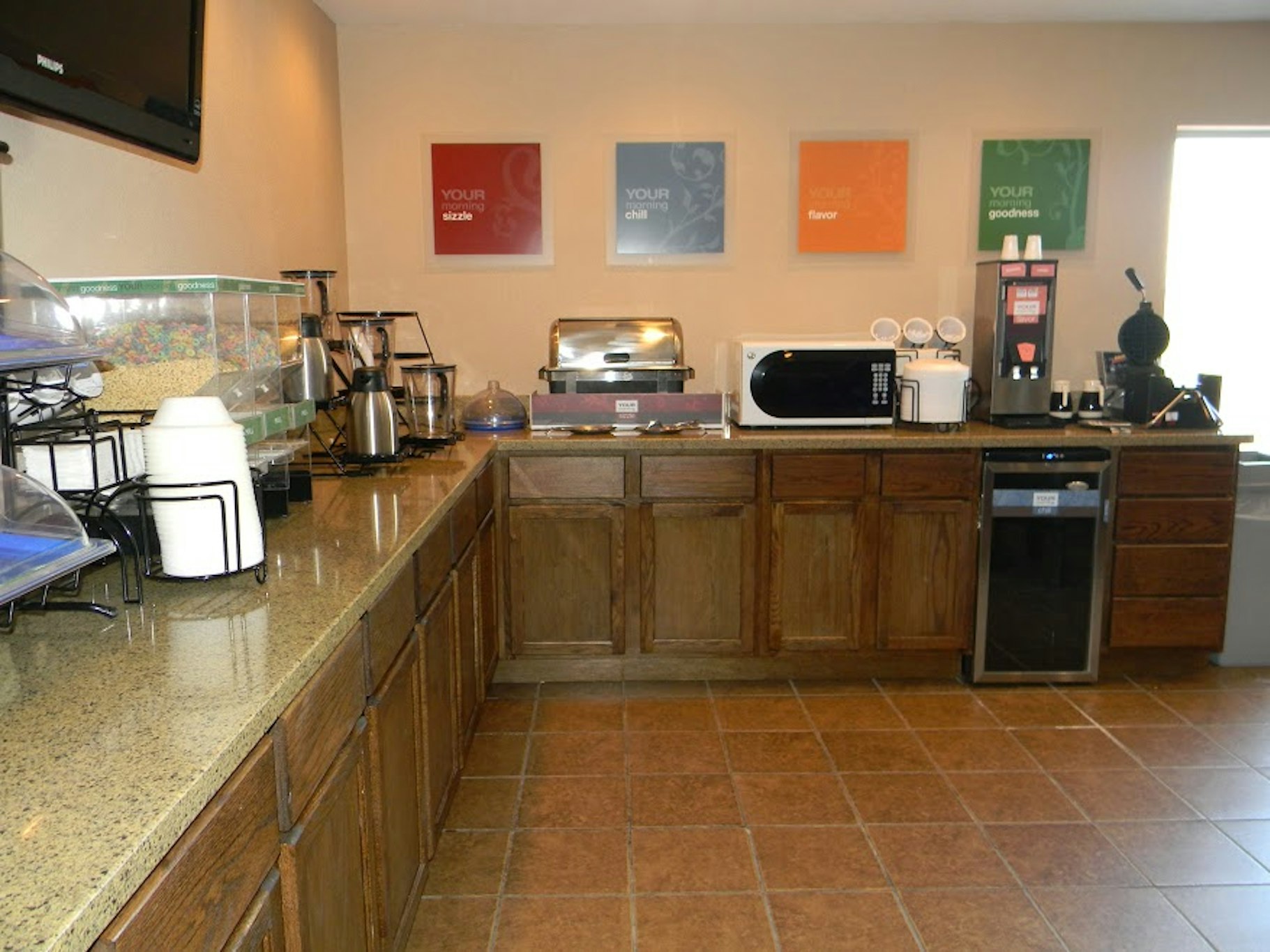 Boarders Inn & Suites by Cobblestone Hotels - Munising 6/51