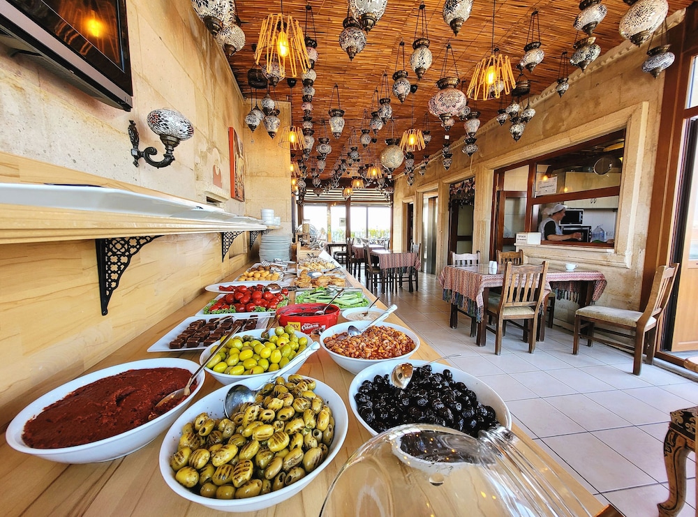 Saruhan Hotel 44/57