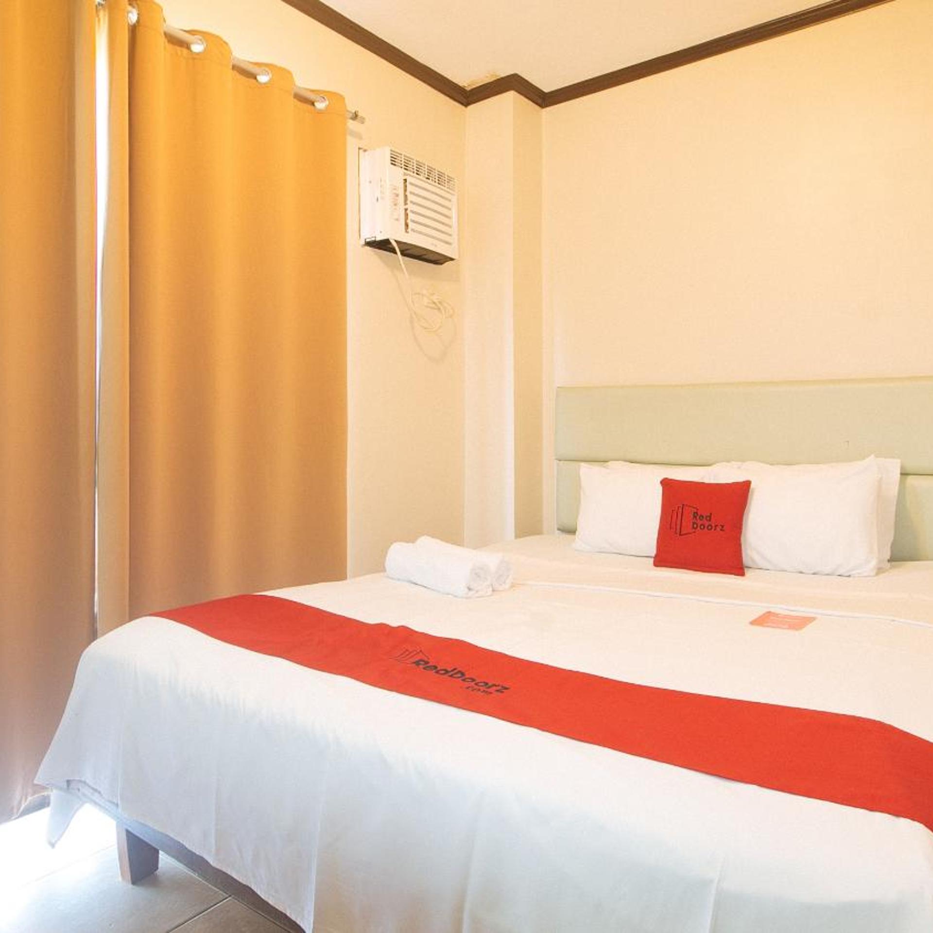 Reddoorz near Landers Superstore Cebu City 26/50