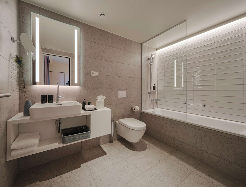 Adina Apartment Hotel Cologne 44/49