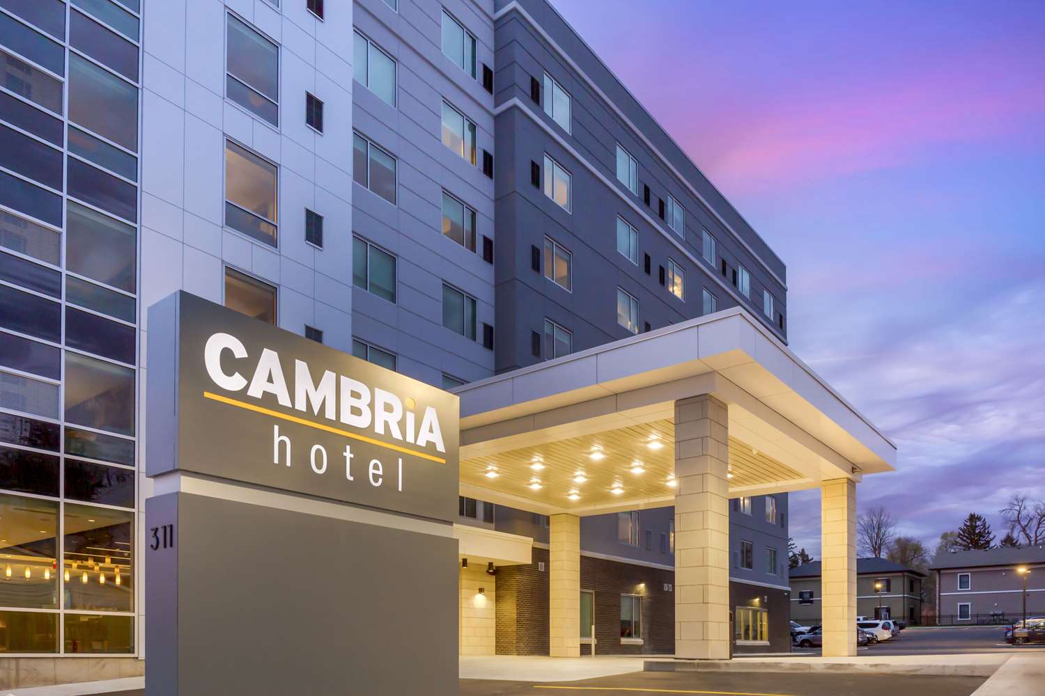 Cambria Hotel Niagara Falls 10/23