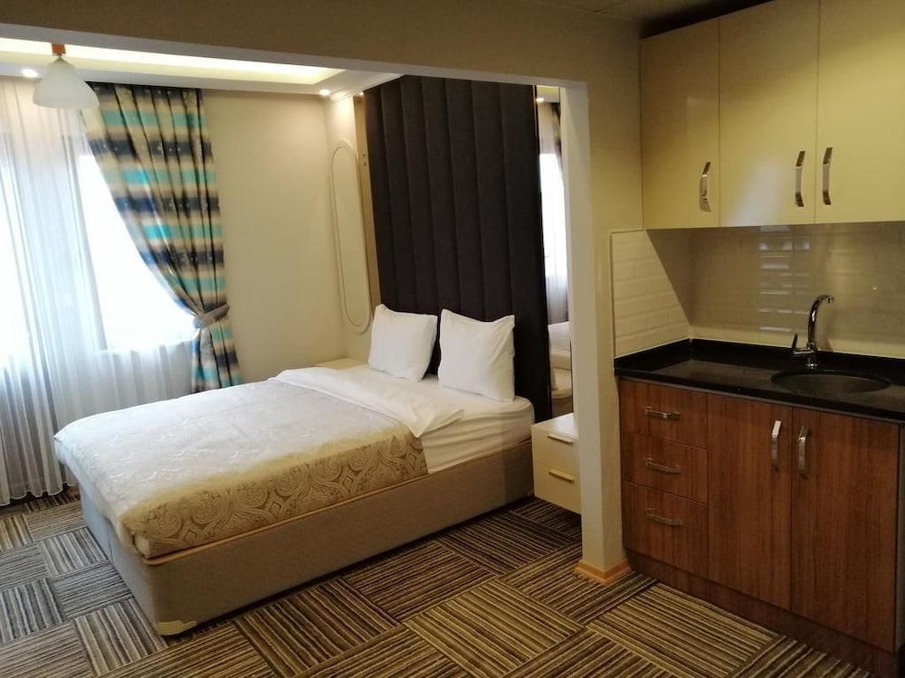 ALYA SUITE HOTEL 18/49