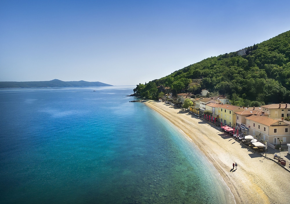 Hotel Mediteran in MOSCENICKA DRAGA