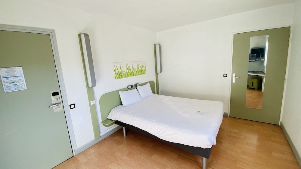 Ibis Budget Caen Gare 28/65