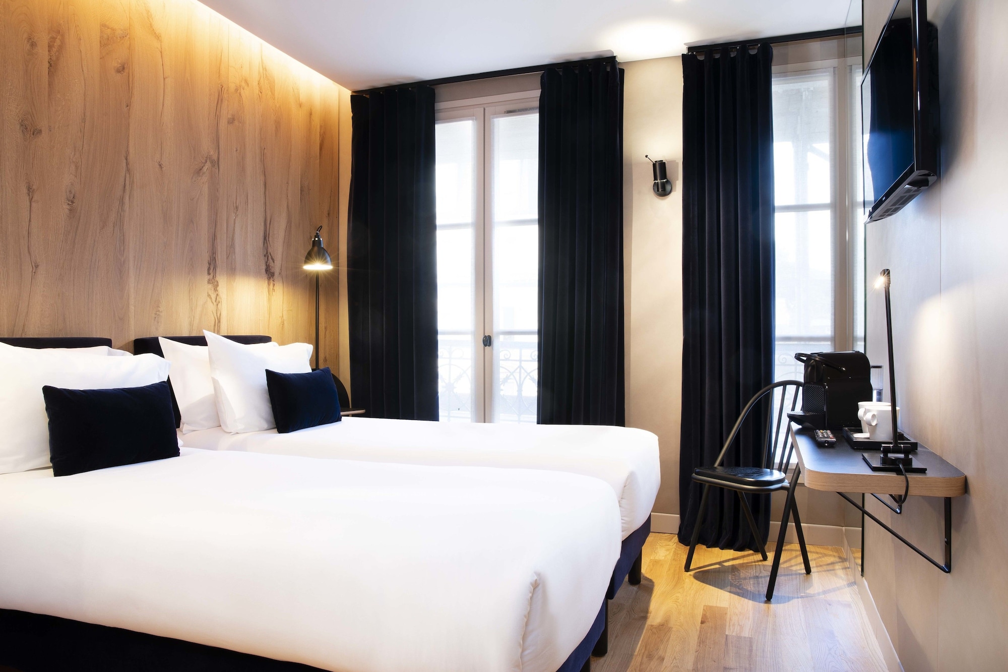 COMFORT, DOUBLE BED