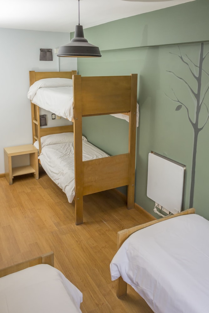Circus Hotel & Hostel 18/37