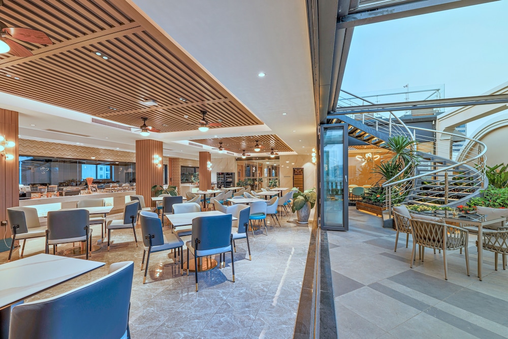 Maxx Phnom Penh Downtown (By H World) 44/55