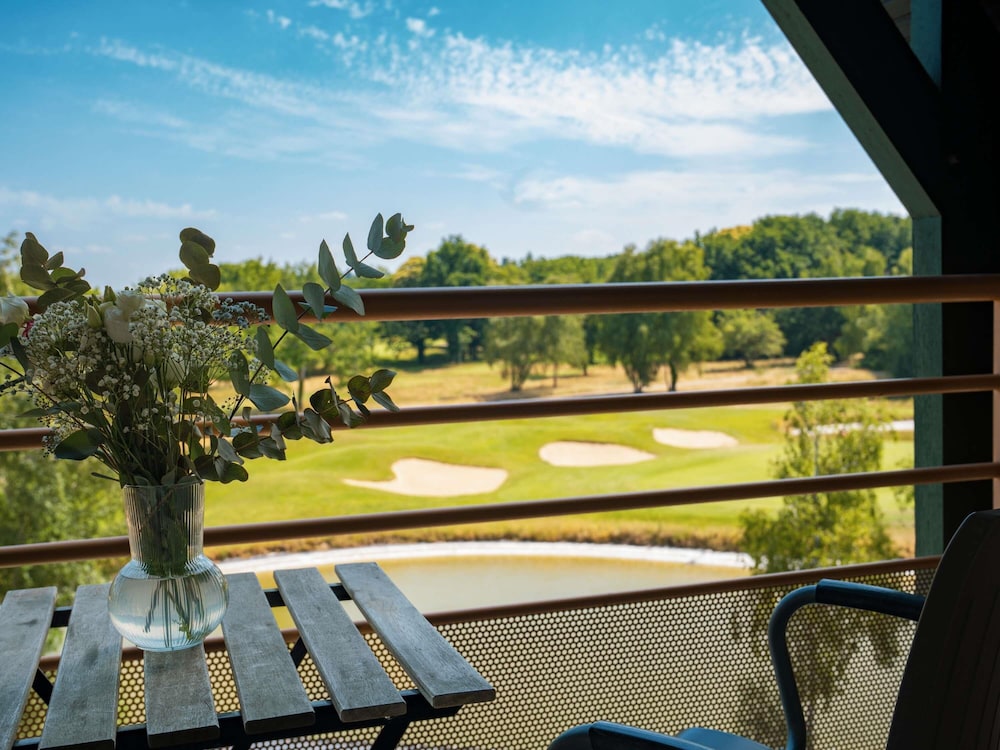 Hotel Mercure Orleans Portes de Sologne 42/72