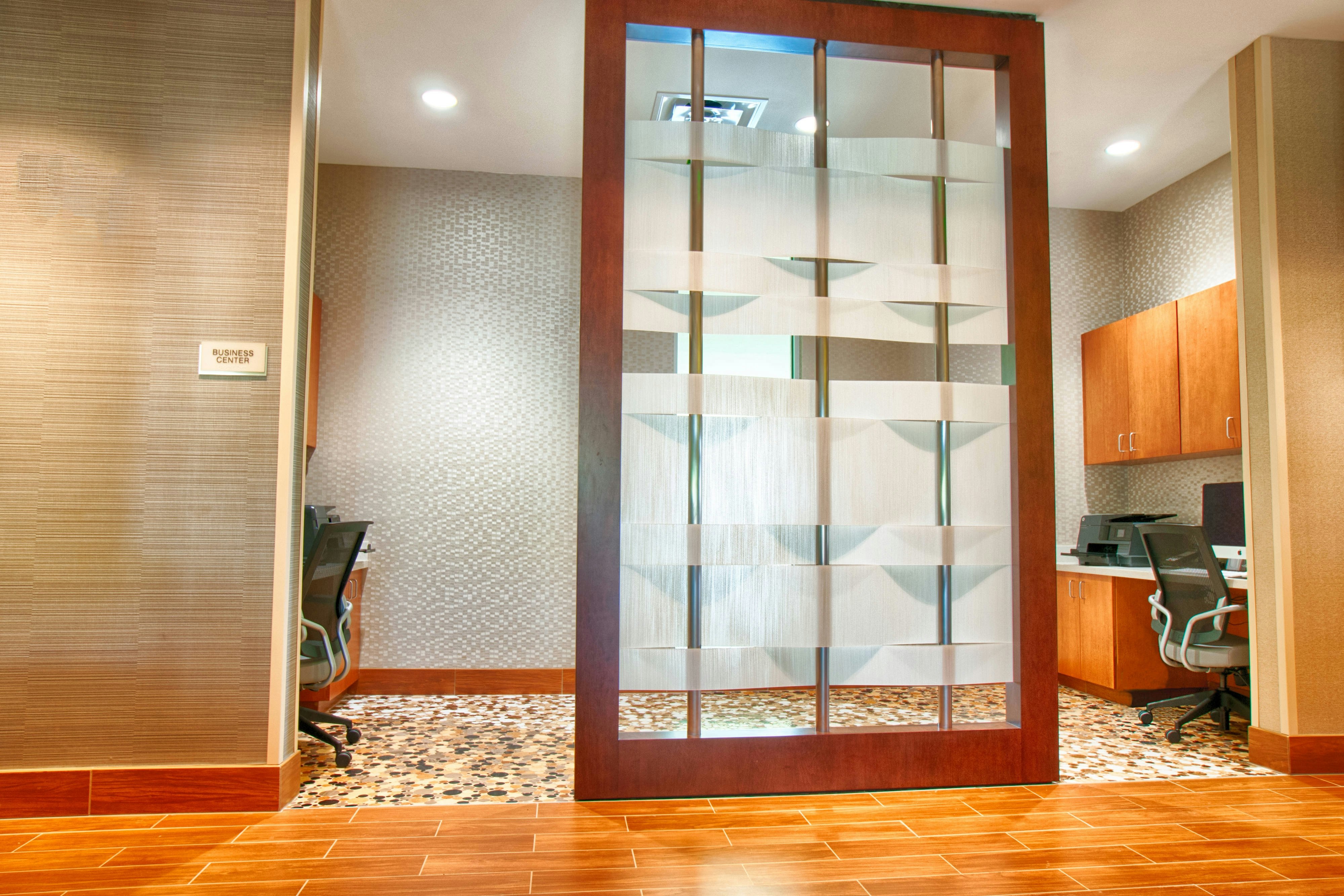 SPRINGHILL SUITES CANTON 2/17