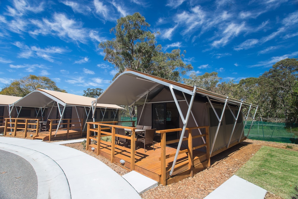 SHOAL BAY HOLIDAY PARK 55/70