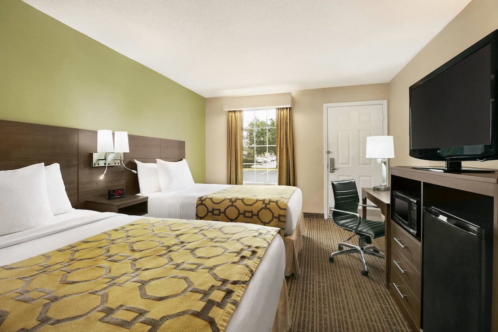 Baymont by Wyndham Kingsland 25/44