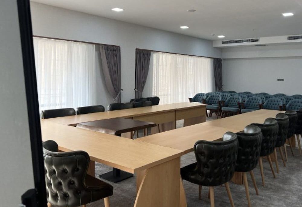 Asli Makon Hotel 40/44