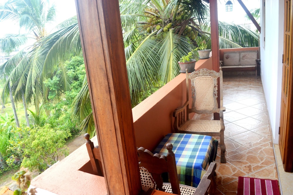 Shyni Tourist Guesthouse 8/17