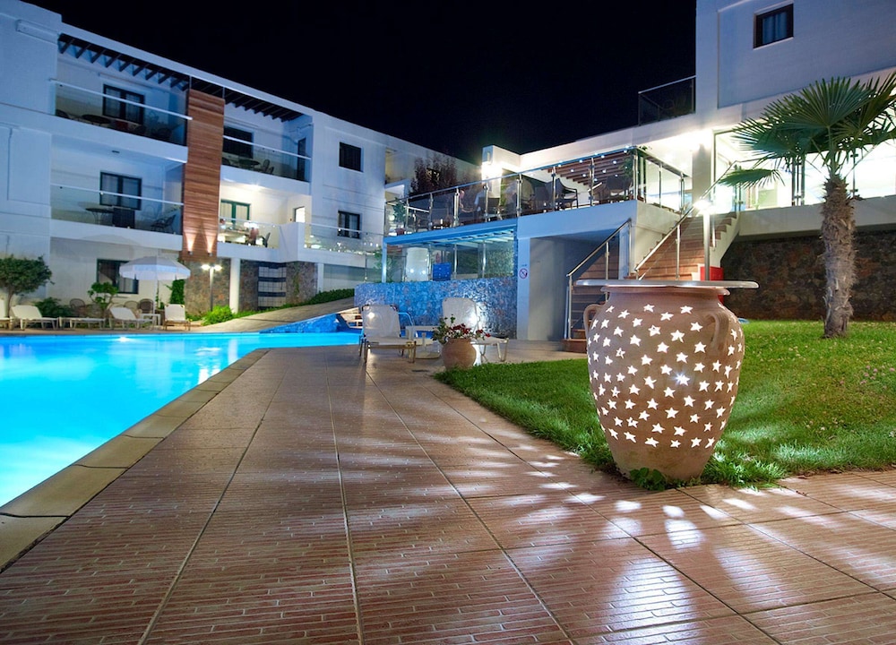 Minos Village 27/81