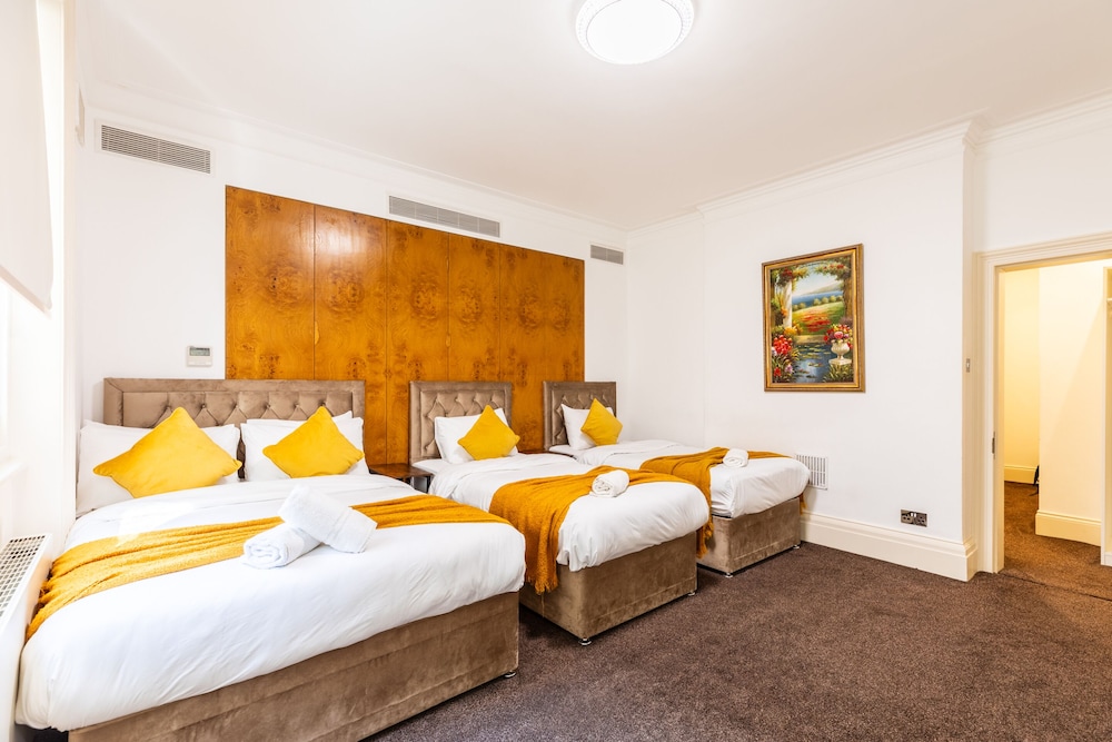 Mayfair Guesthouse 42/50