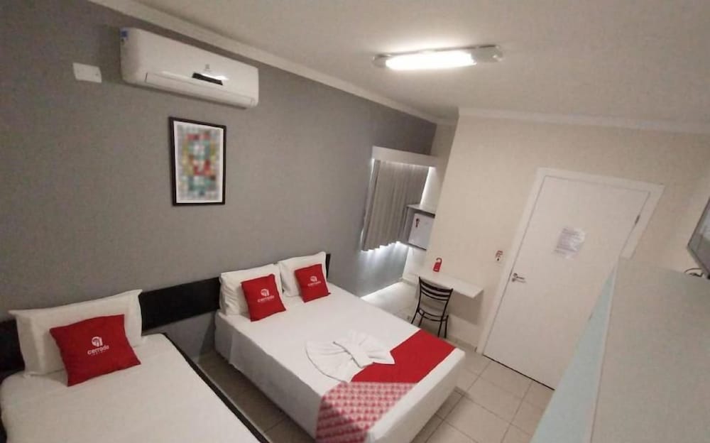 Cerrado Hotel 7/37